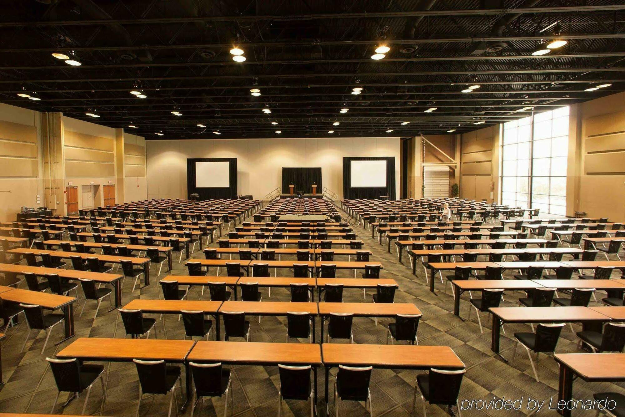 Even Chicago - - Convention Center By Ihg Hotel