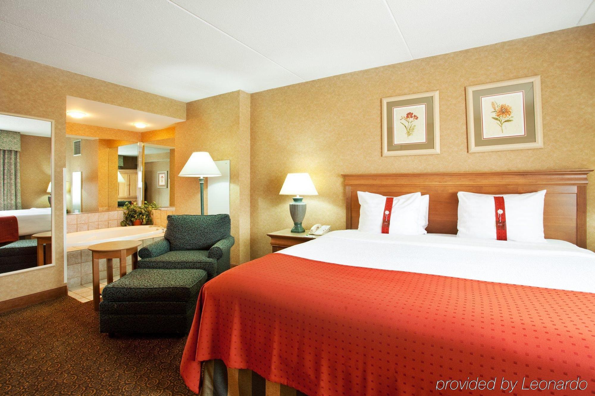 Even Chicago - - Convention Center By Ihg